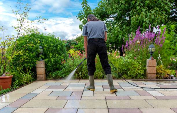 Professional Pressure washing in Vandenberg Village, CA